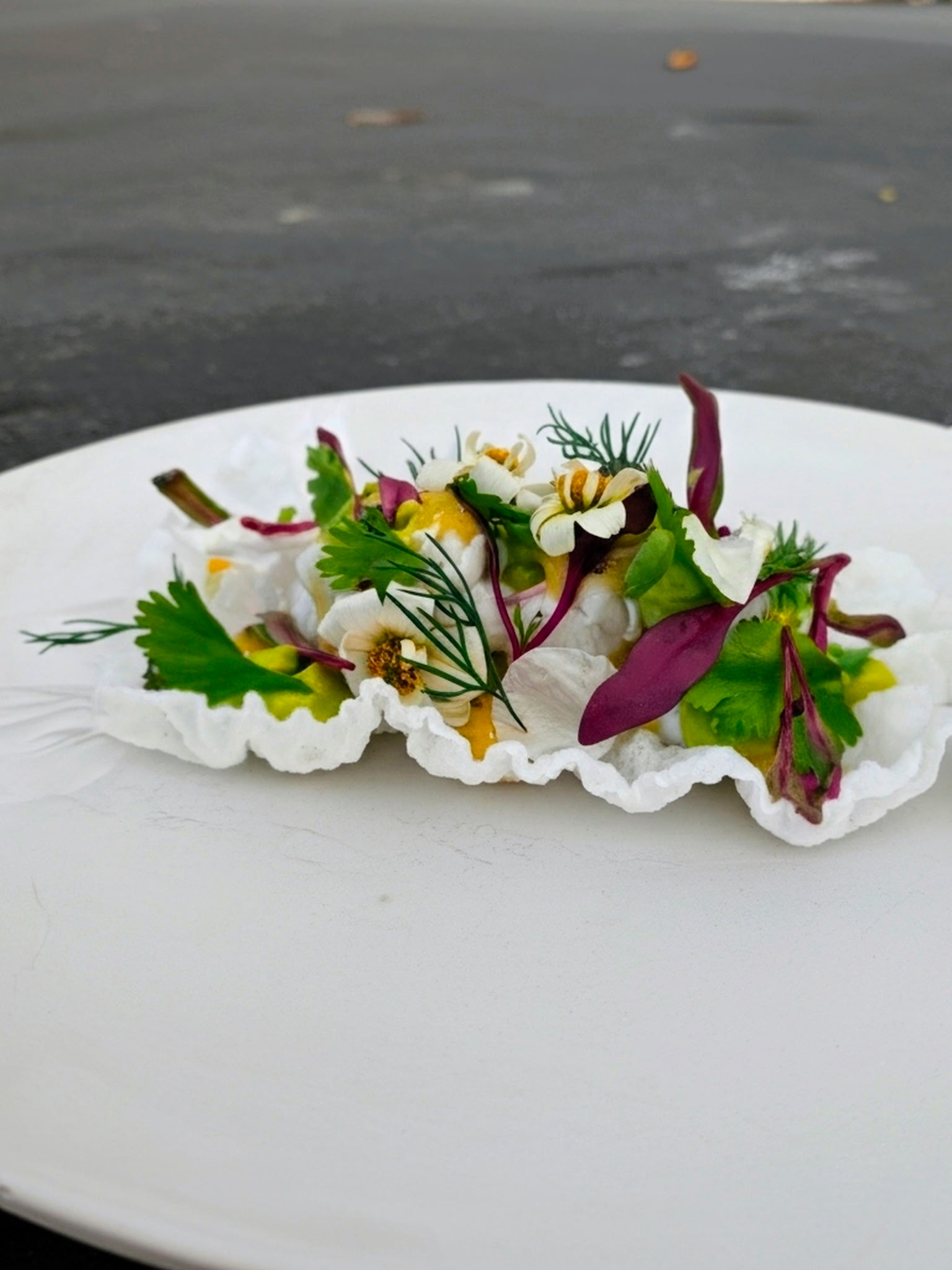 Ruffled elements with edible flowers